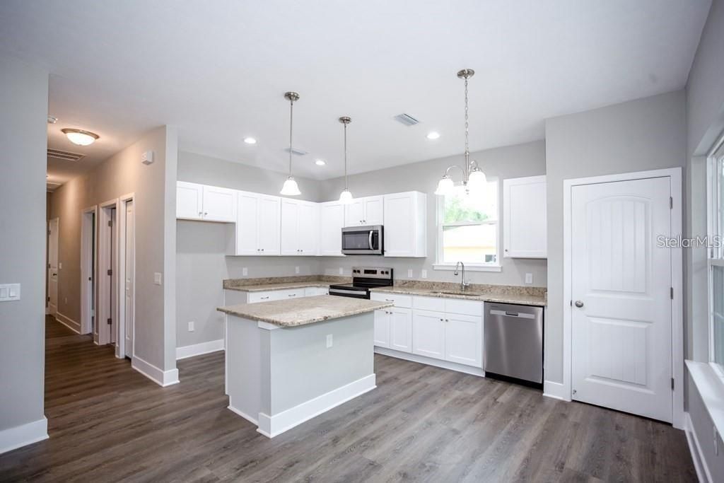 7312 Se 78Th Place. Trenton, FL 32693