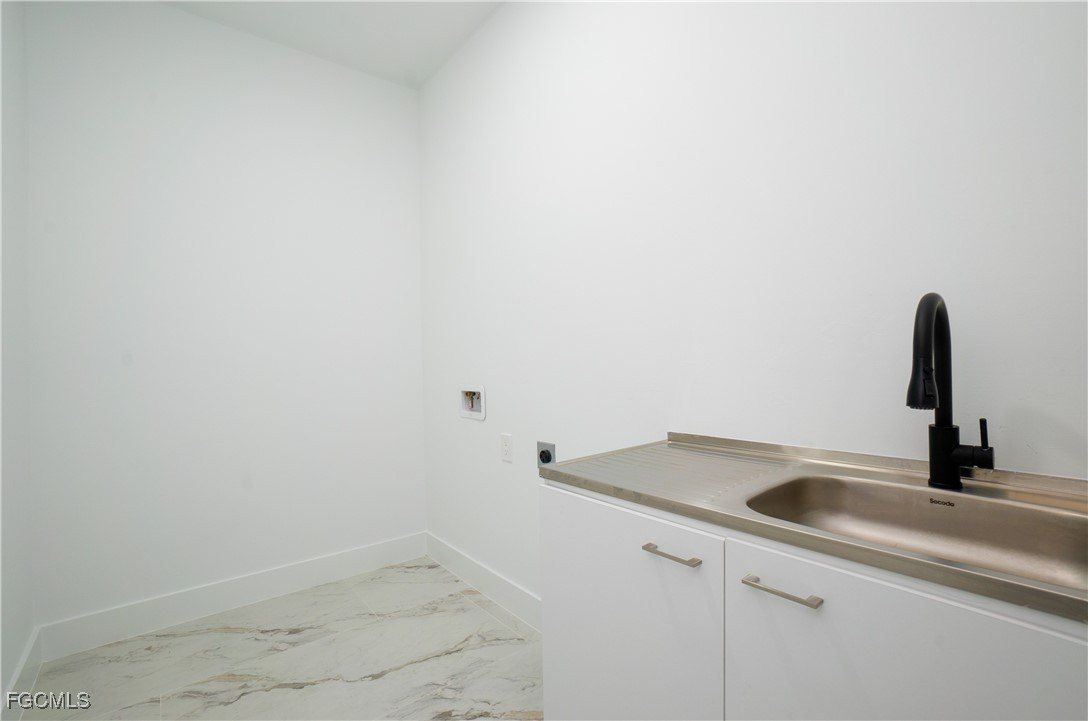 2814 39Th Street W. Lehigh Acres, FL 33971