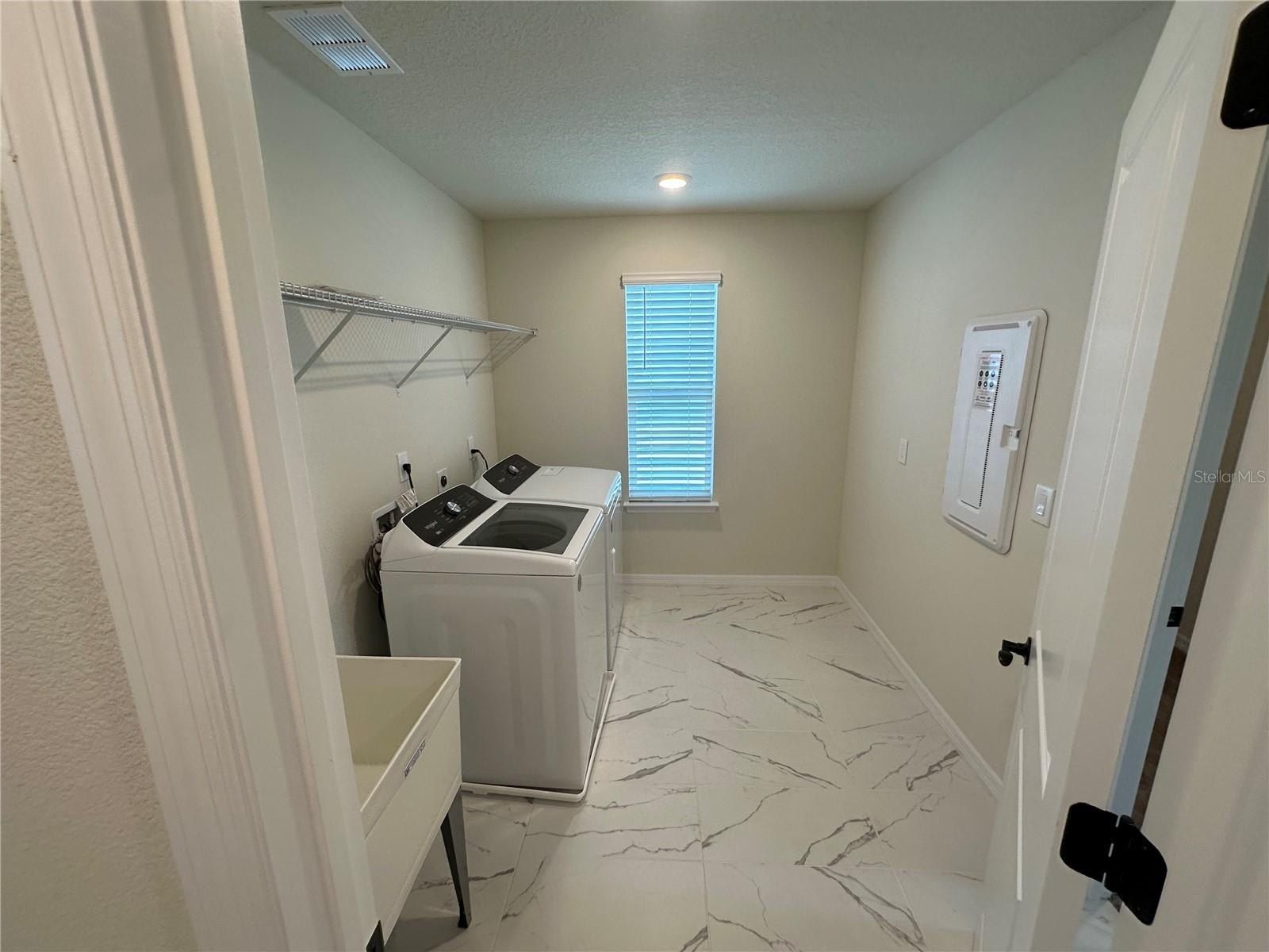 10355 Parkview Reserve Lane. Orlando, FL 32836