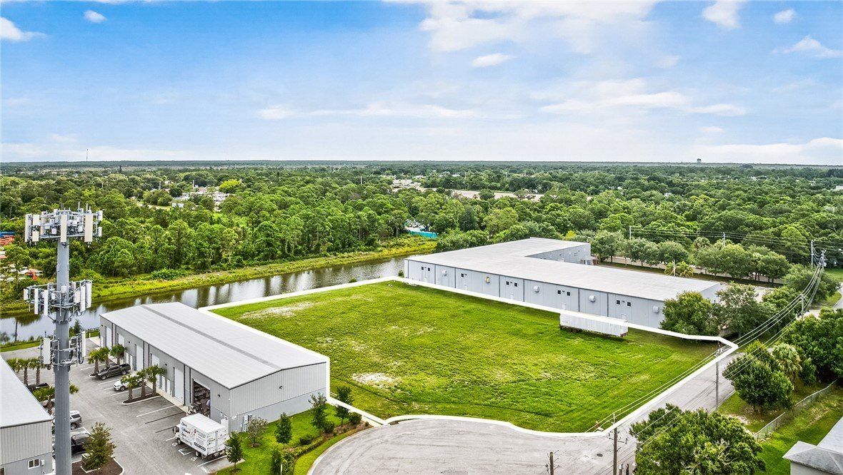 5000 42Nd Place. Vero Beach, FL 32967