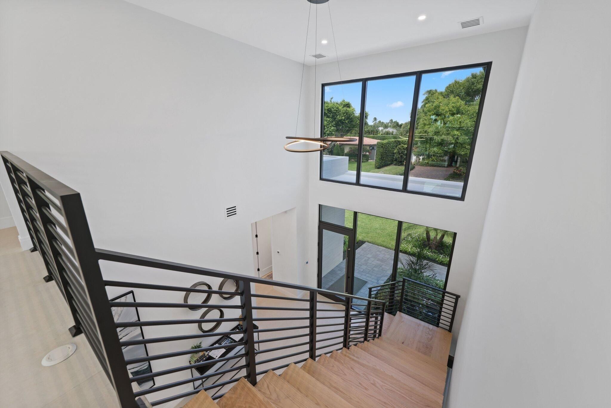 1408 Pine Lane. Delray Beach, FL 33444