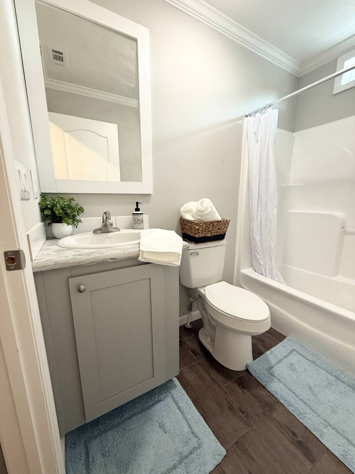 2809 Nowak Dr. Orlando, FL 32804