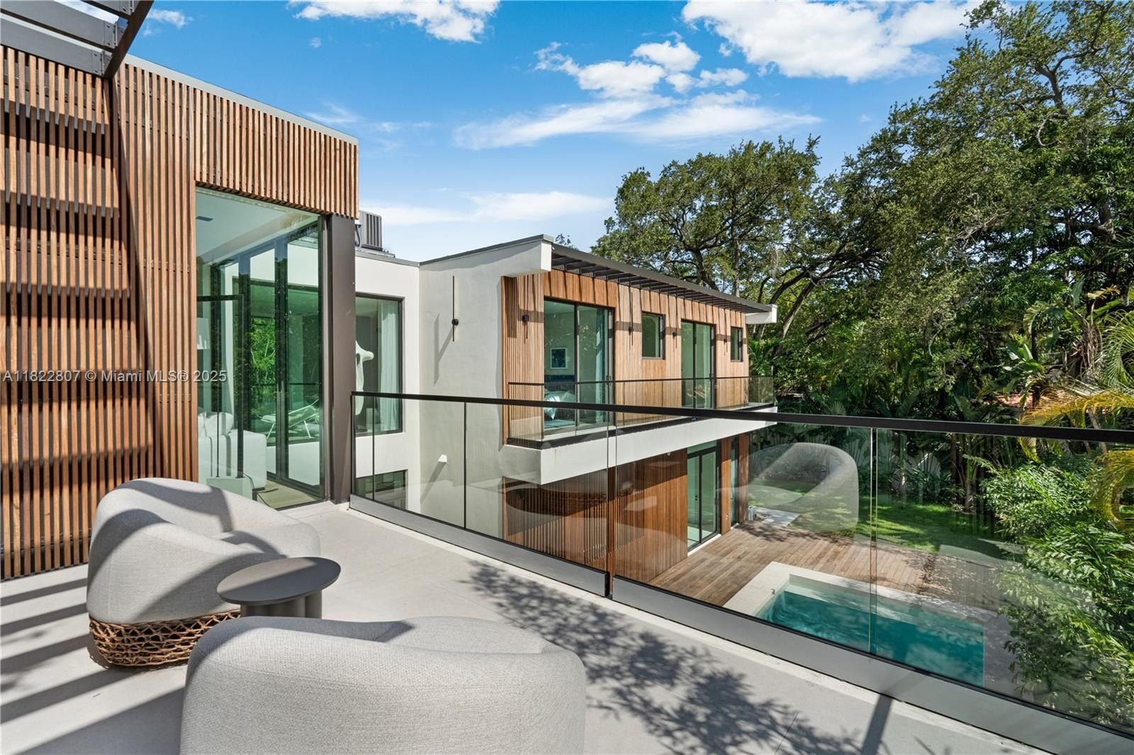 2800 Calusa Street. Miami, FL 33133