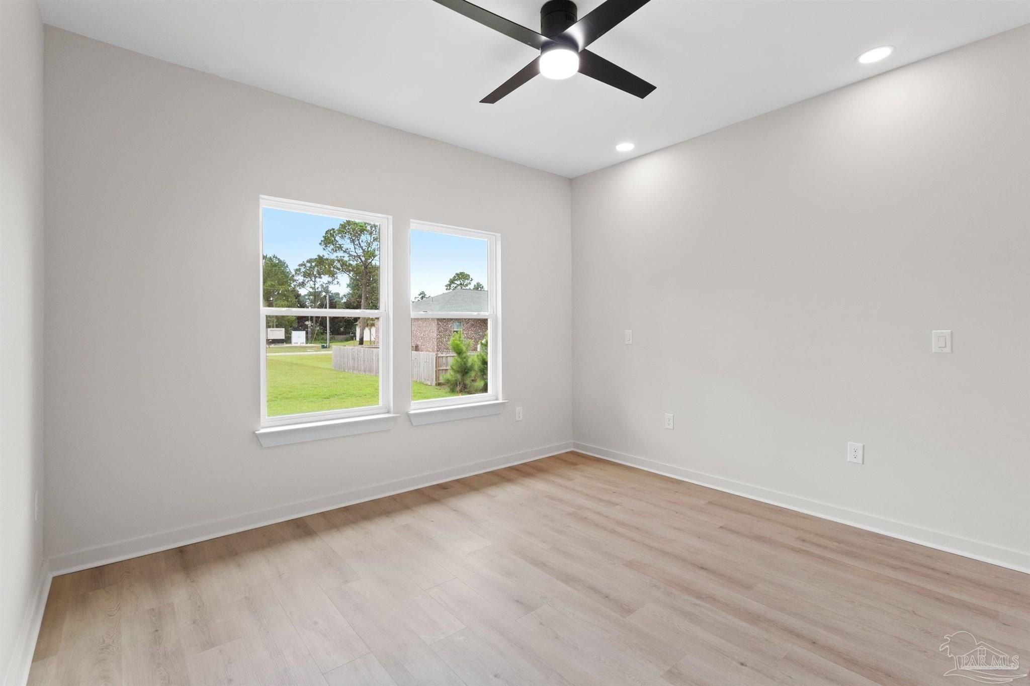 5689 Farrel Way. Milton, FL 32583