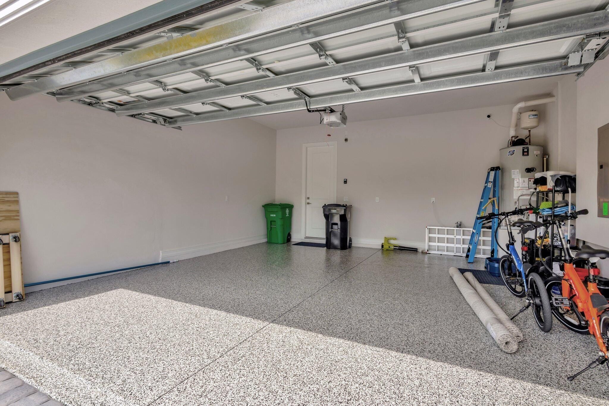 211 Se Calmo Circle. Port St Lucie, FL 34984