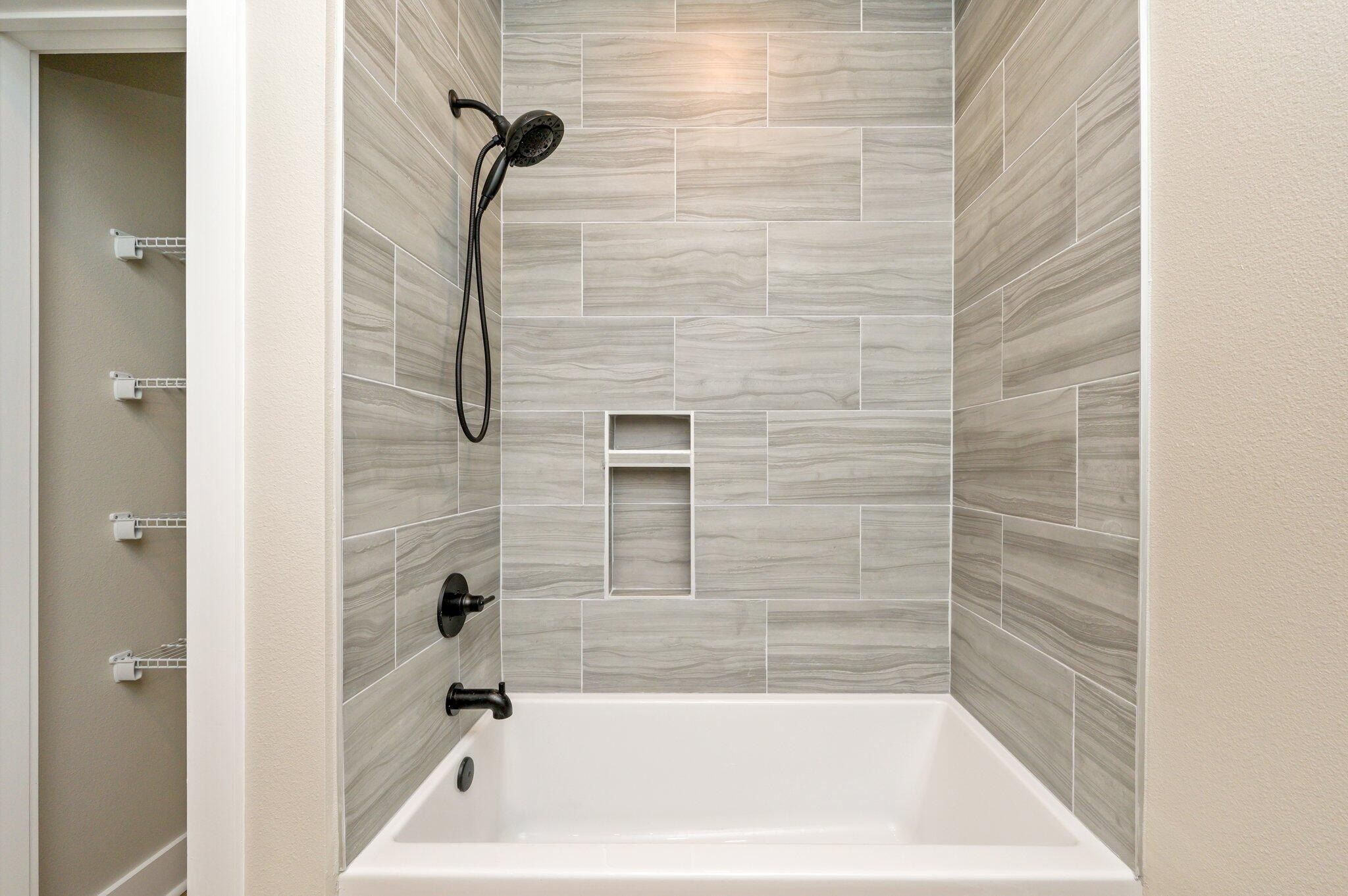 5800 Block Pineforest Drive. Crestview, FL 32539