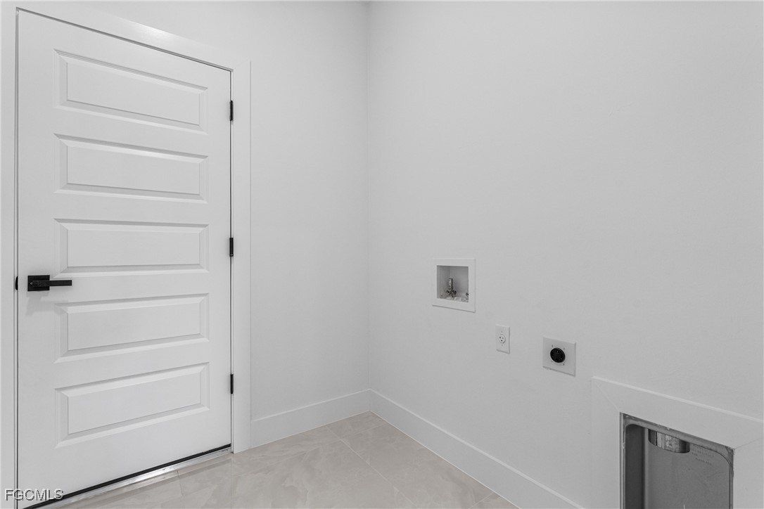 3502 28Th Street Sw. Lehigh Acres, FL 33976