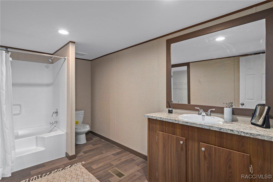 6506 W Akazian Lane. Homosassa, FL 34448