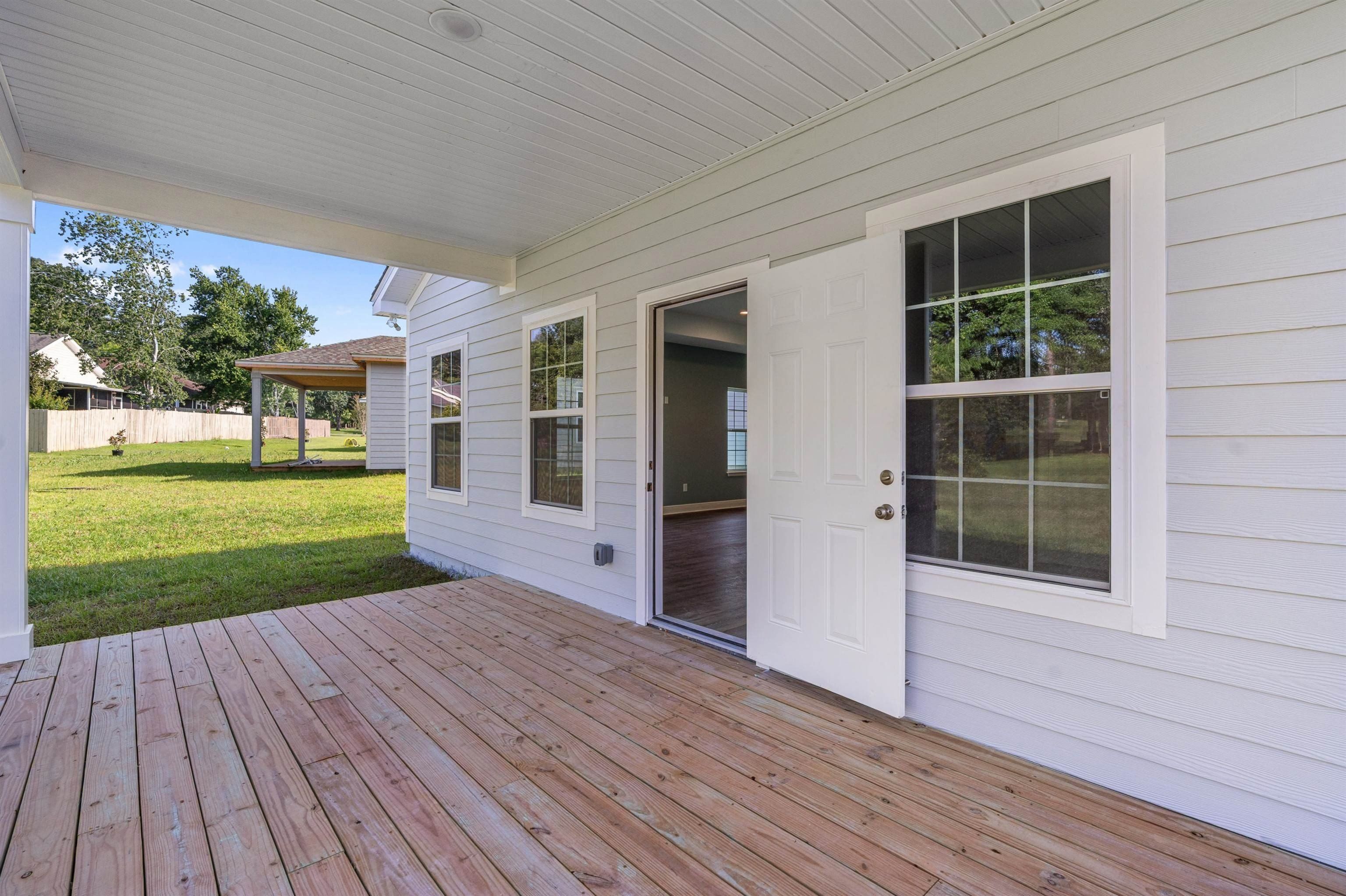 9 Falls Lane. Havana, FL 32333