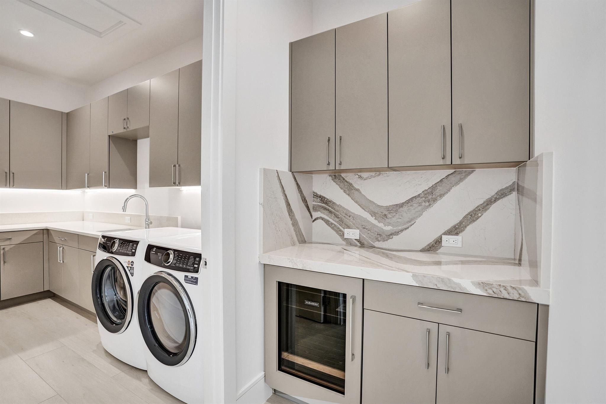 2232 Delray Ridge Lane. Delray Beach, FL 33444