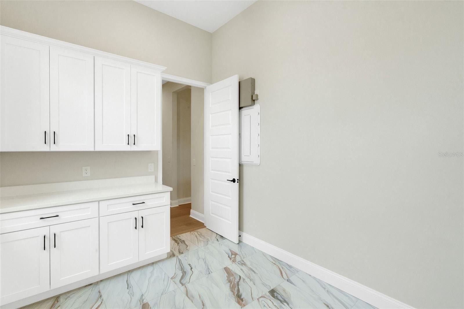 5390 Clubhouse Hills Lane. Lakeland, FL 33812