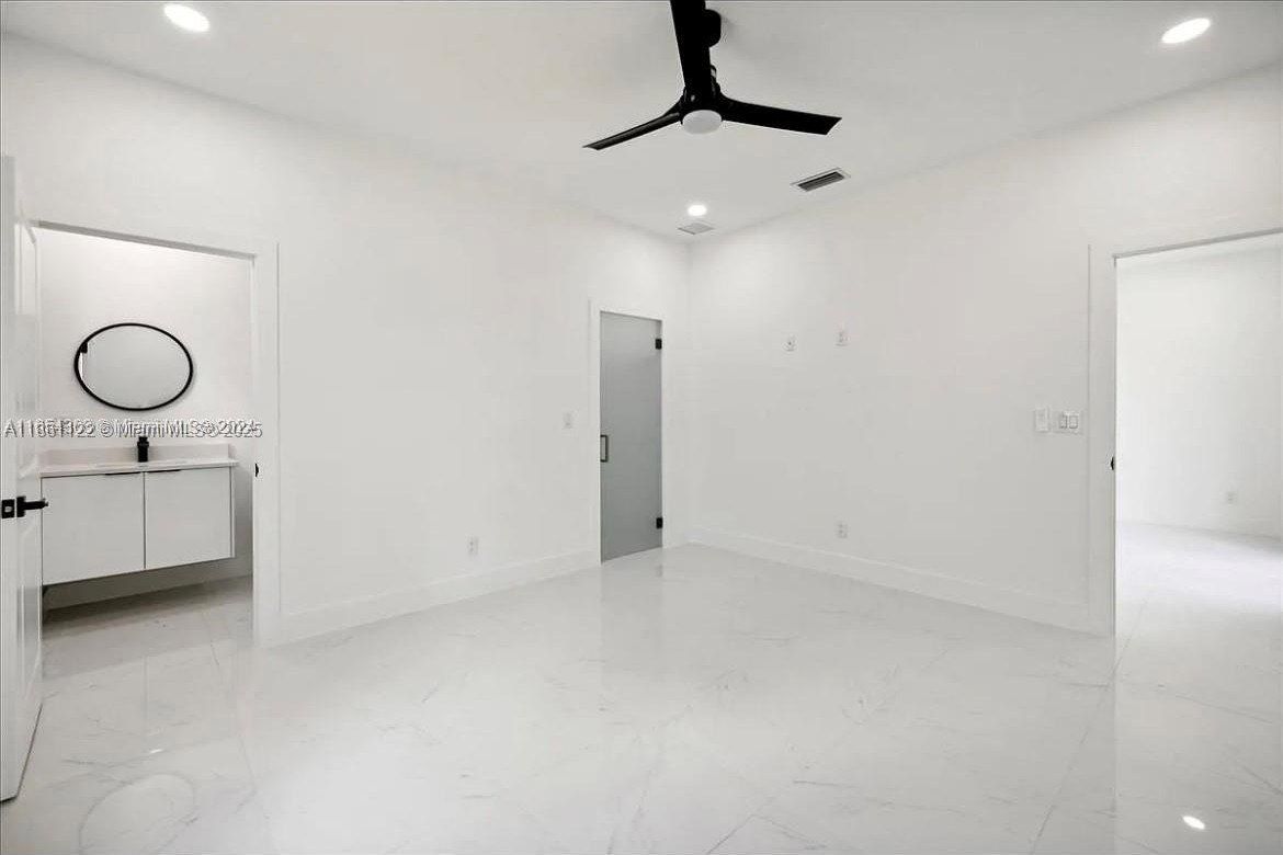 538 Brue Ave S. Lehigh Acres, FL 33974