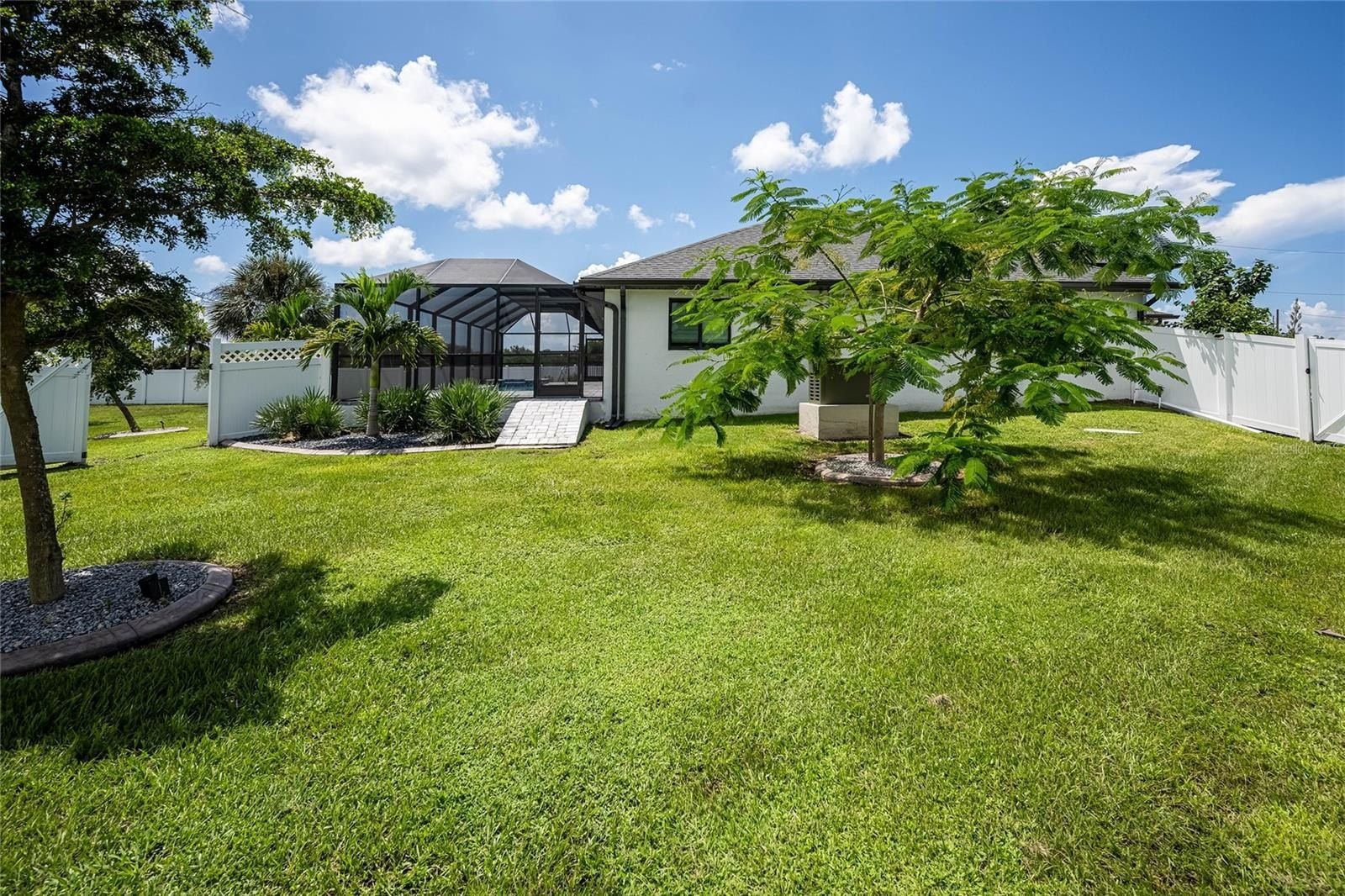 159 April Road. Rotonda West, FL 33947