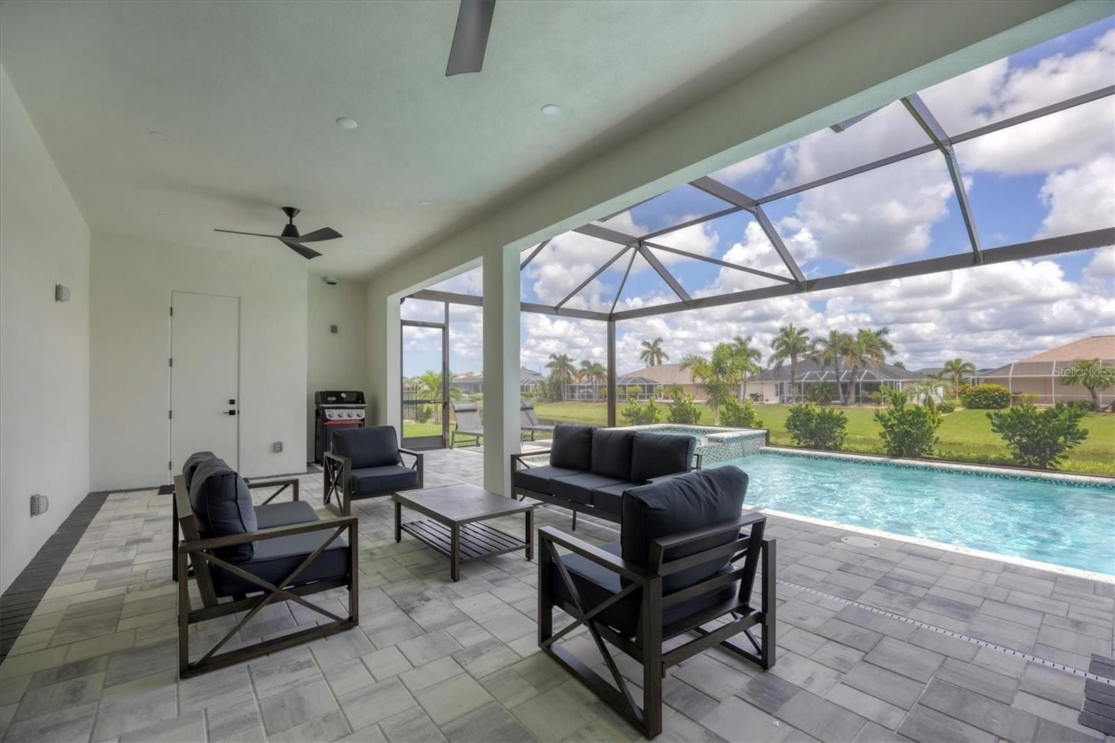 75 Medalist Road. Rotonda West, FL 33947