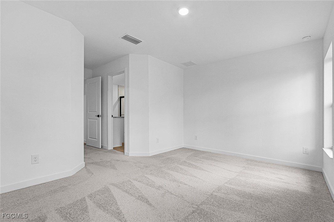 156 Yager Circle. Fort Myers, FL 33913