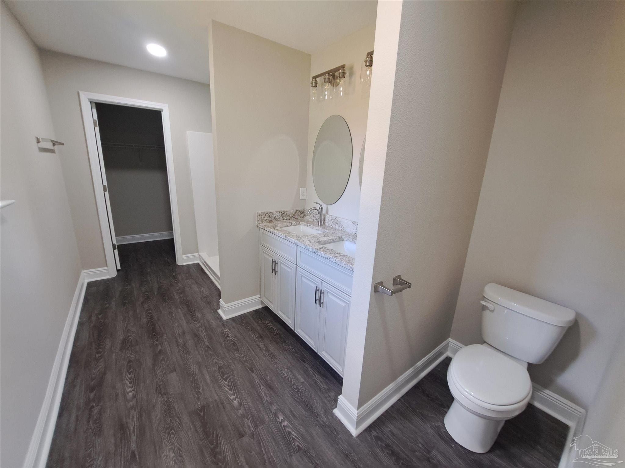 4404 Ellysee Way. Pensacola, FL 32505