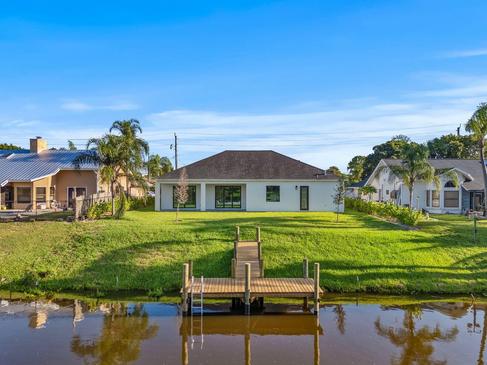 632 Se Seahouse Drive. Port Saint Lucie, FL 34983