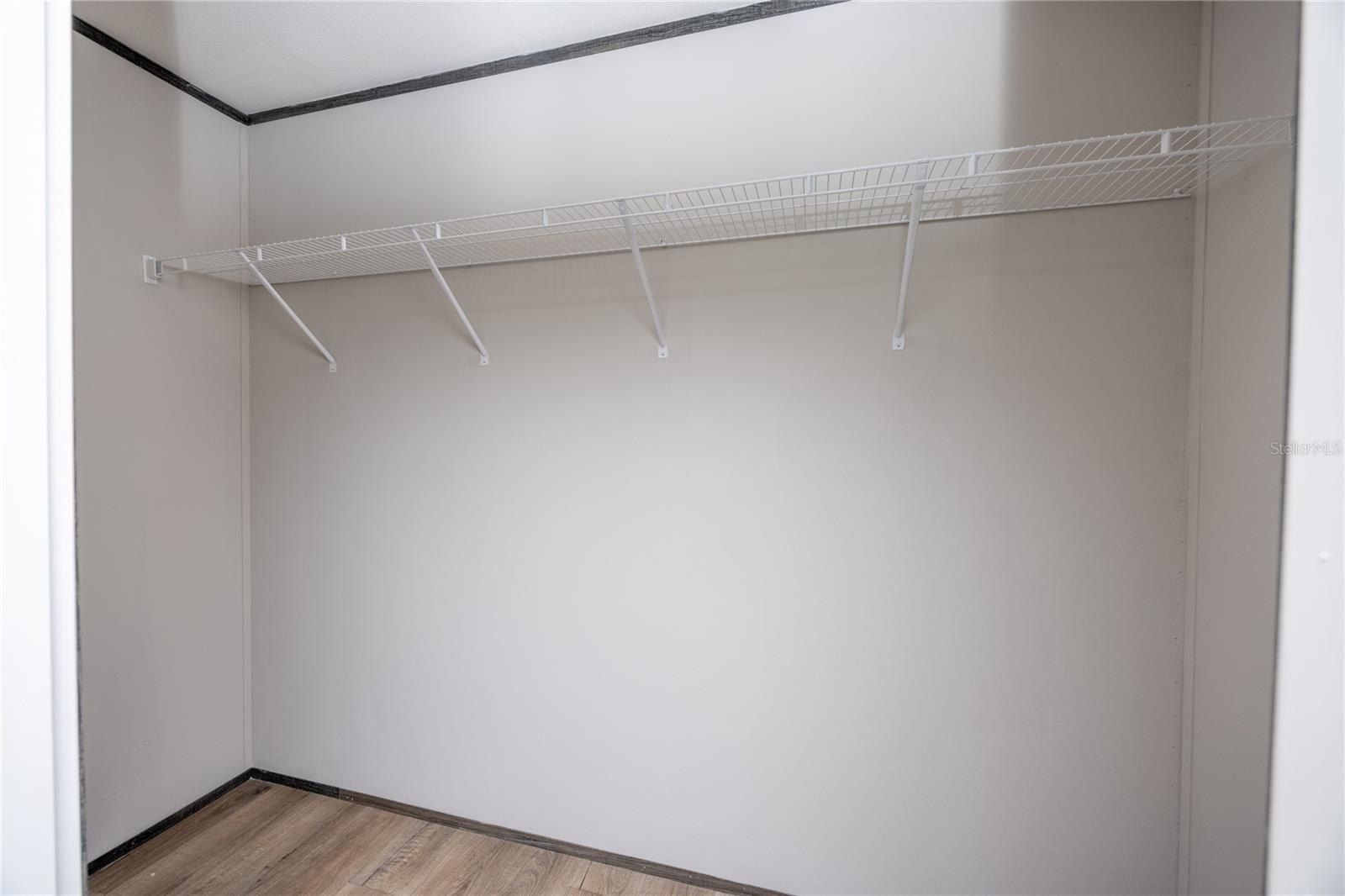 549 Sw Hawaii Terrace. Fort White, FL 32038