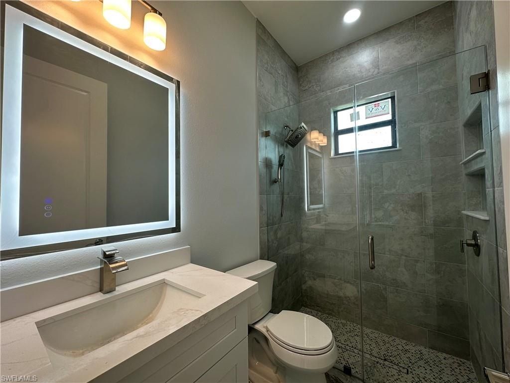 2832 6Th. Naples, FL 34120