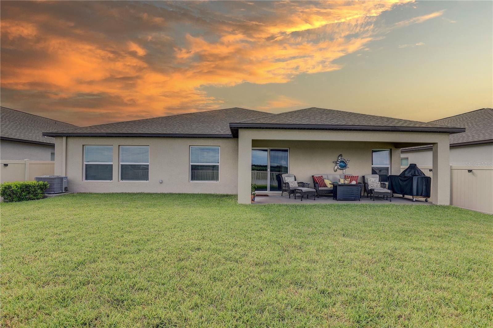 15217 Zircon Red Drive. Wimauma, FL 33598