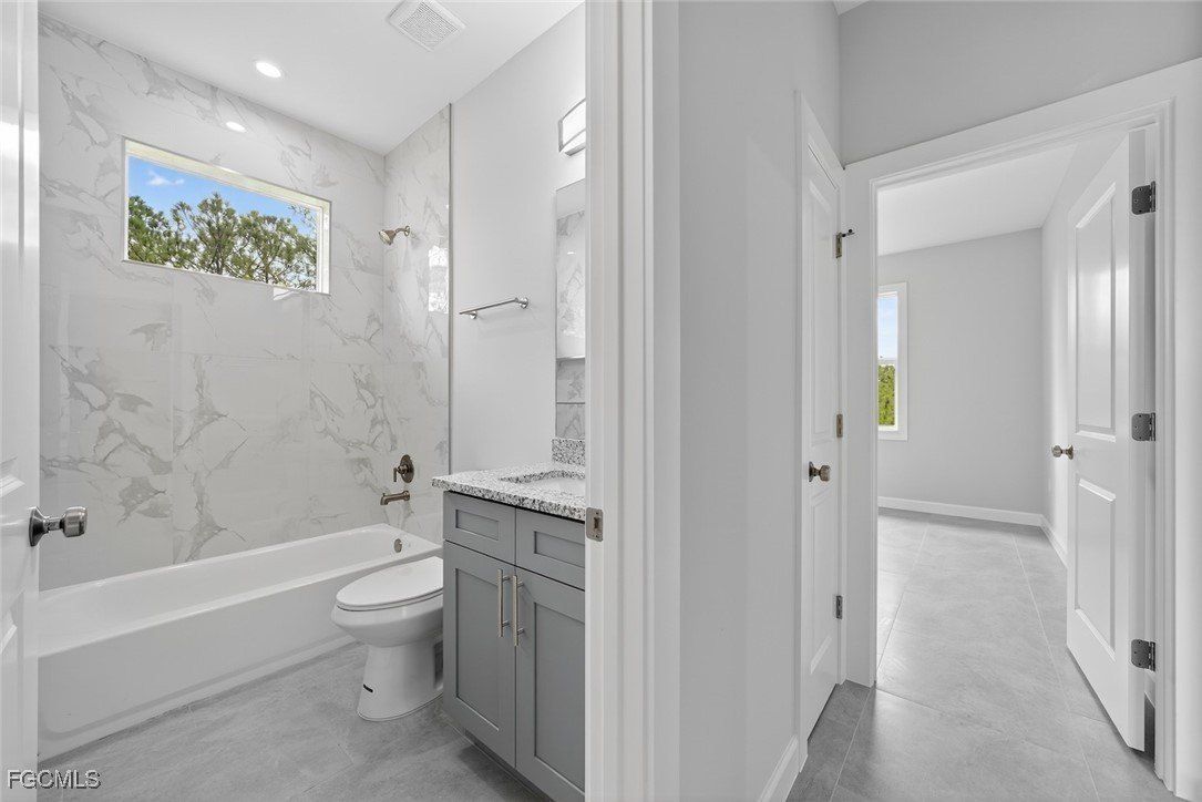 3588 68Th Avenue Ne. Naples, FL 34120