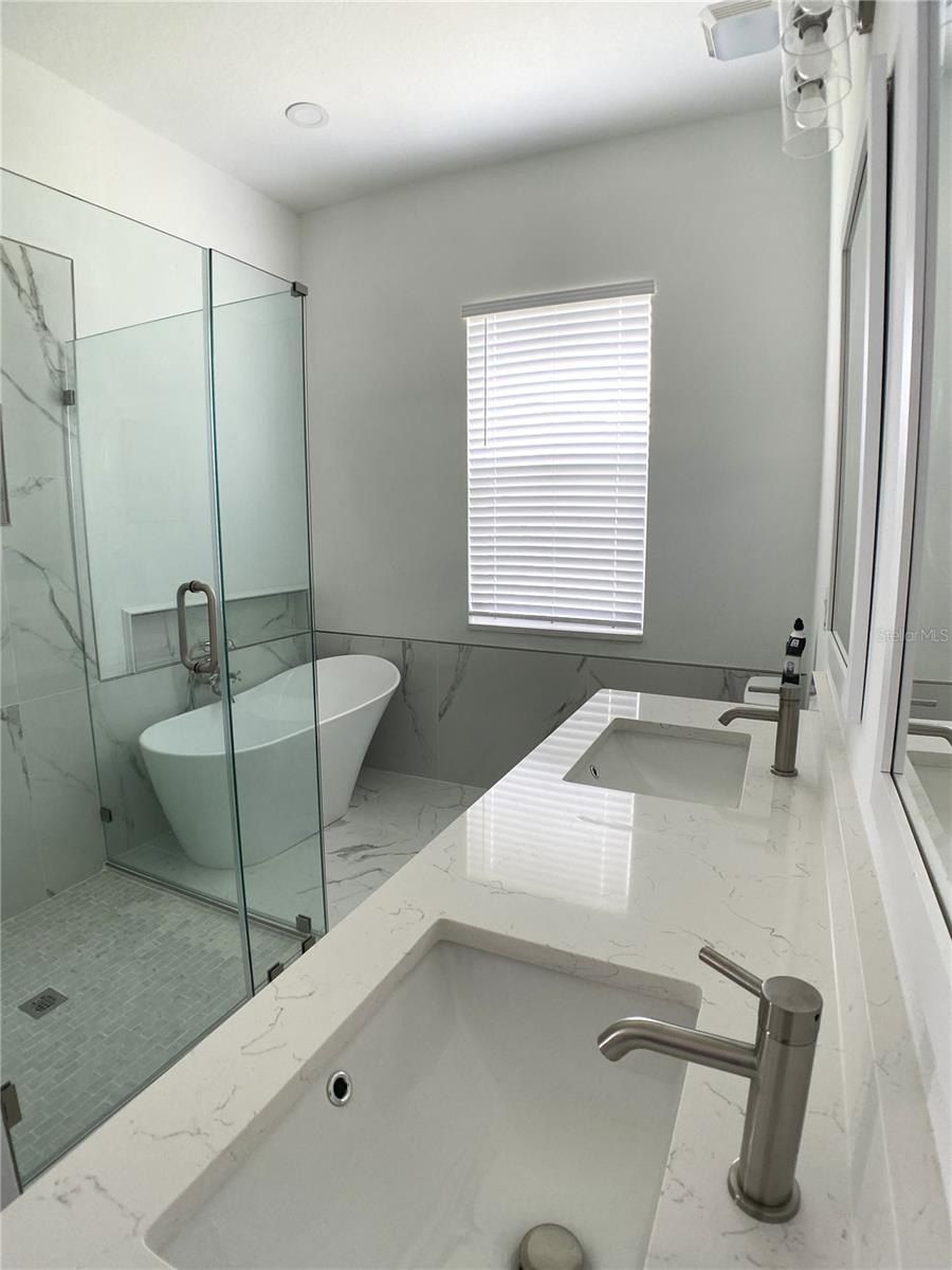 1215 Rio De Janeiro Avenue. Punta Gorda, FL 33983