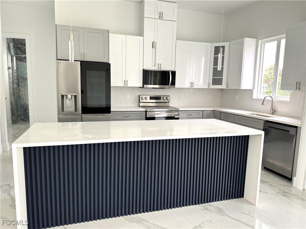 515 Broadway Avenue. Lehigh Acres, FL 33972