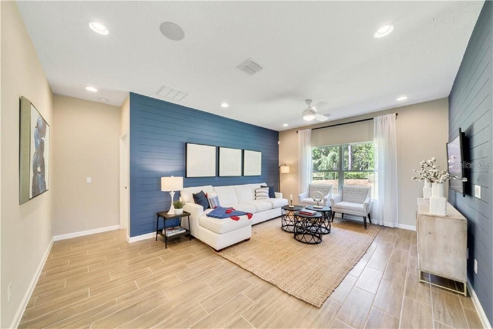 2953 Supermarine Road. Tavares, FL 32778