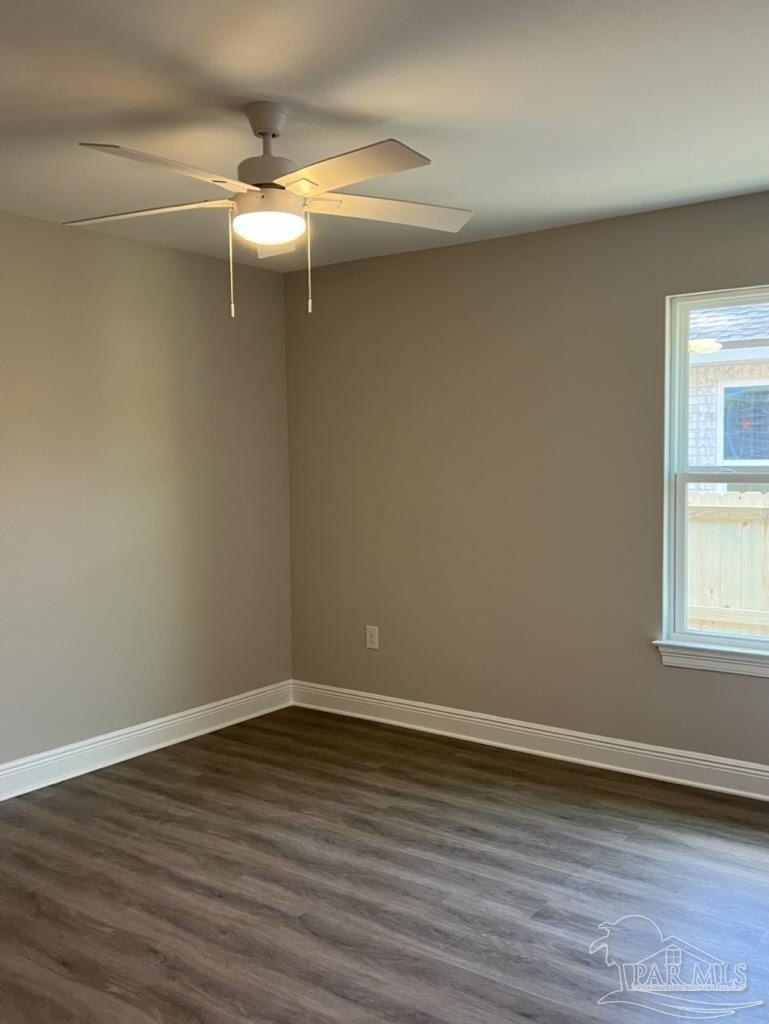 8417 Sevilla St. Navarre, FL 32566