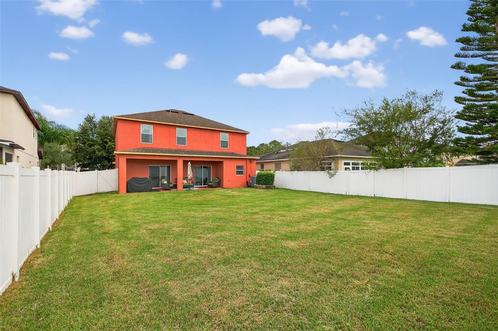 20410 Autumn Fern Avenue. Tampa, FL 33647