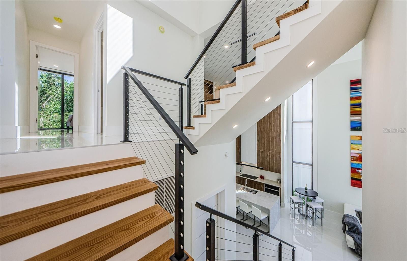 88 Avonwood. Tampa, FL 33625