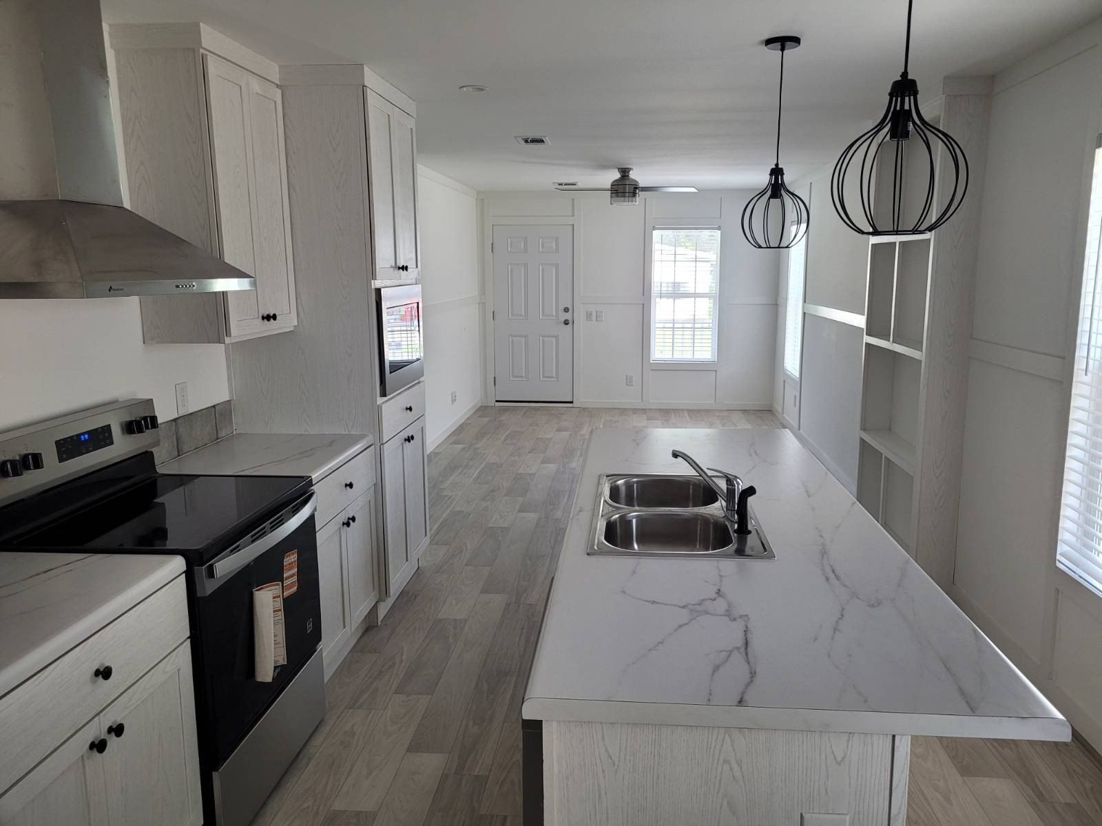 5431 Ne 35Th Street. Silver Springs, FL 34488