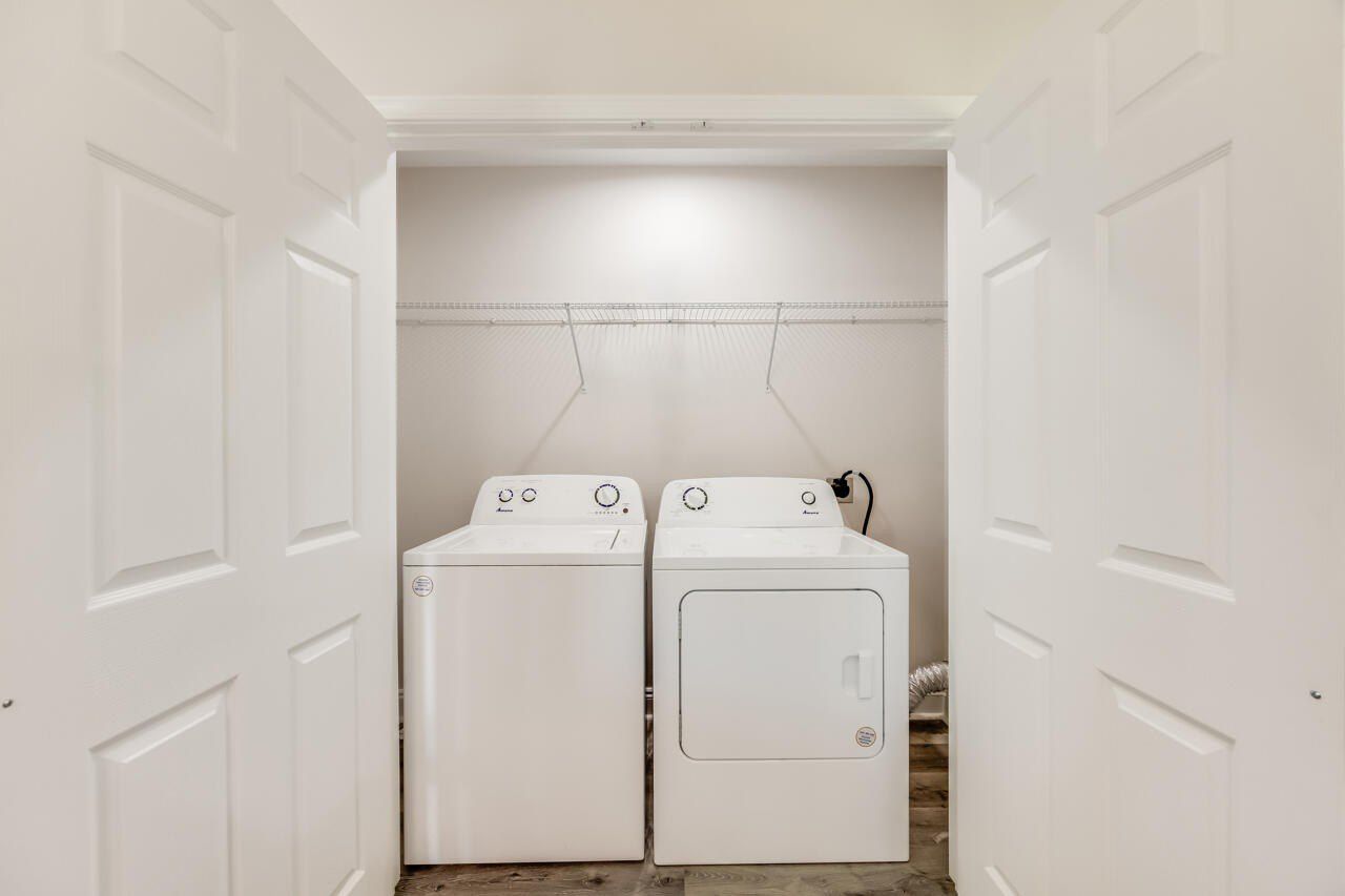 3871 Second Avenue. Laurel Hill, FL 32567