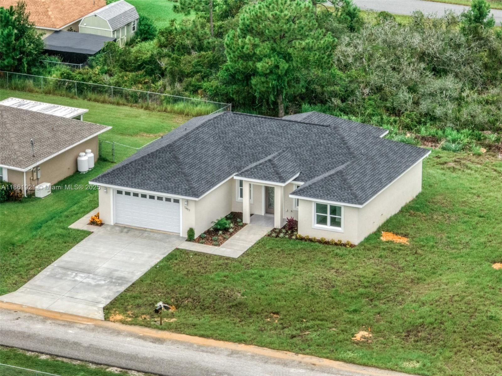 1457 Mitchell Drive. Sebring, FL 33872