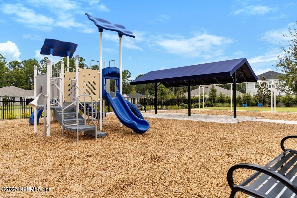 2358 Dallas Creek Lane. Green Cove Springs, FL 32043