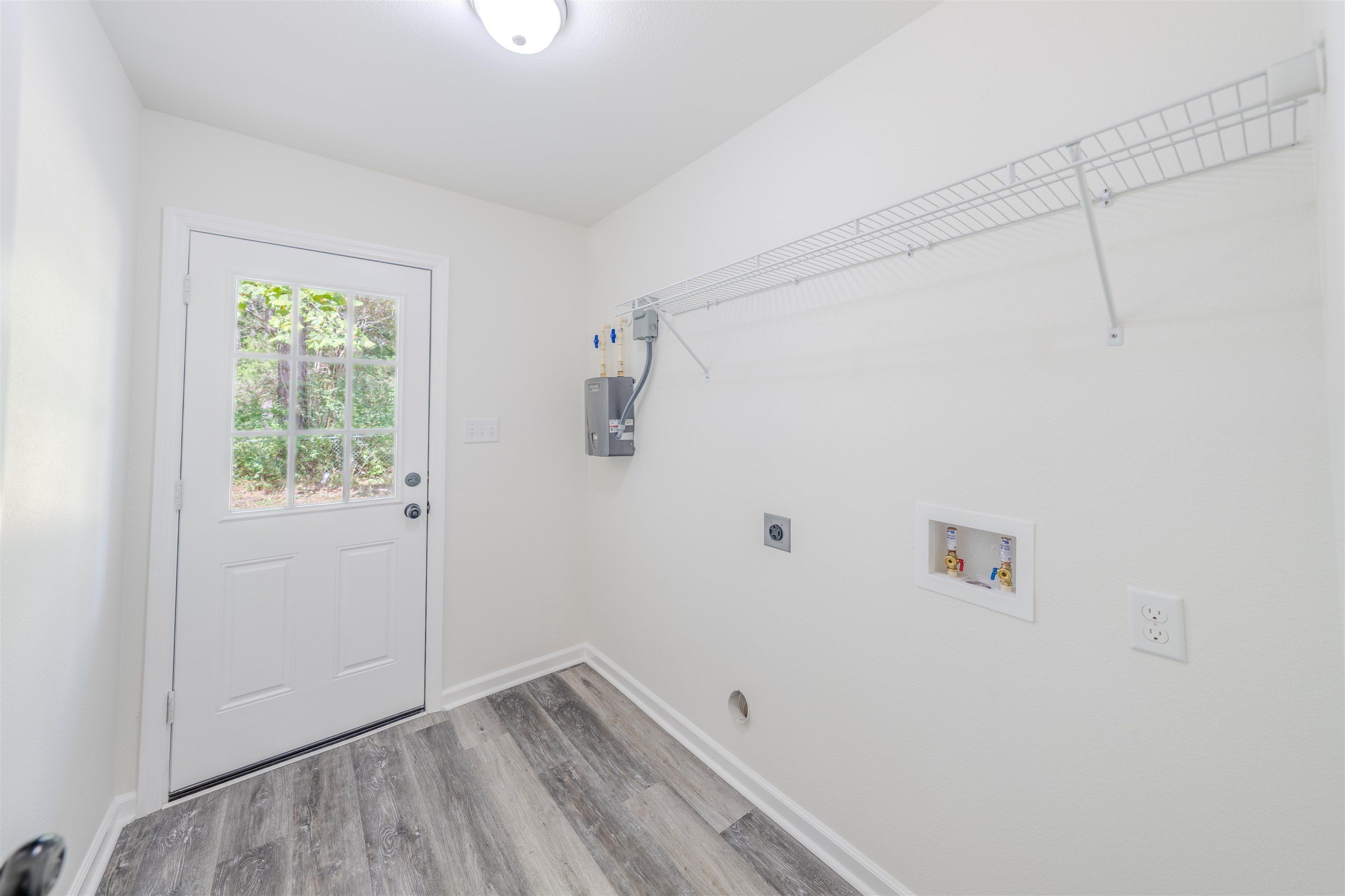 2539 Tiny Leaf Road. Tallahassee, FL 32305