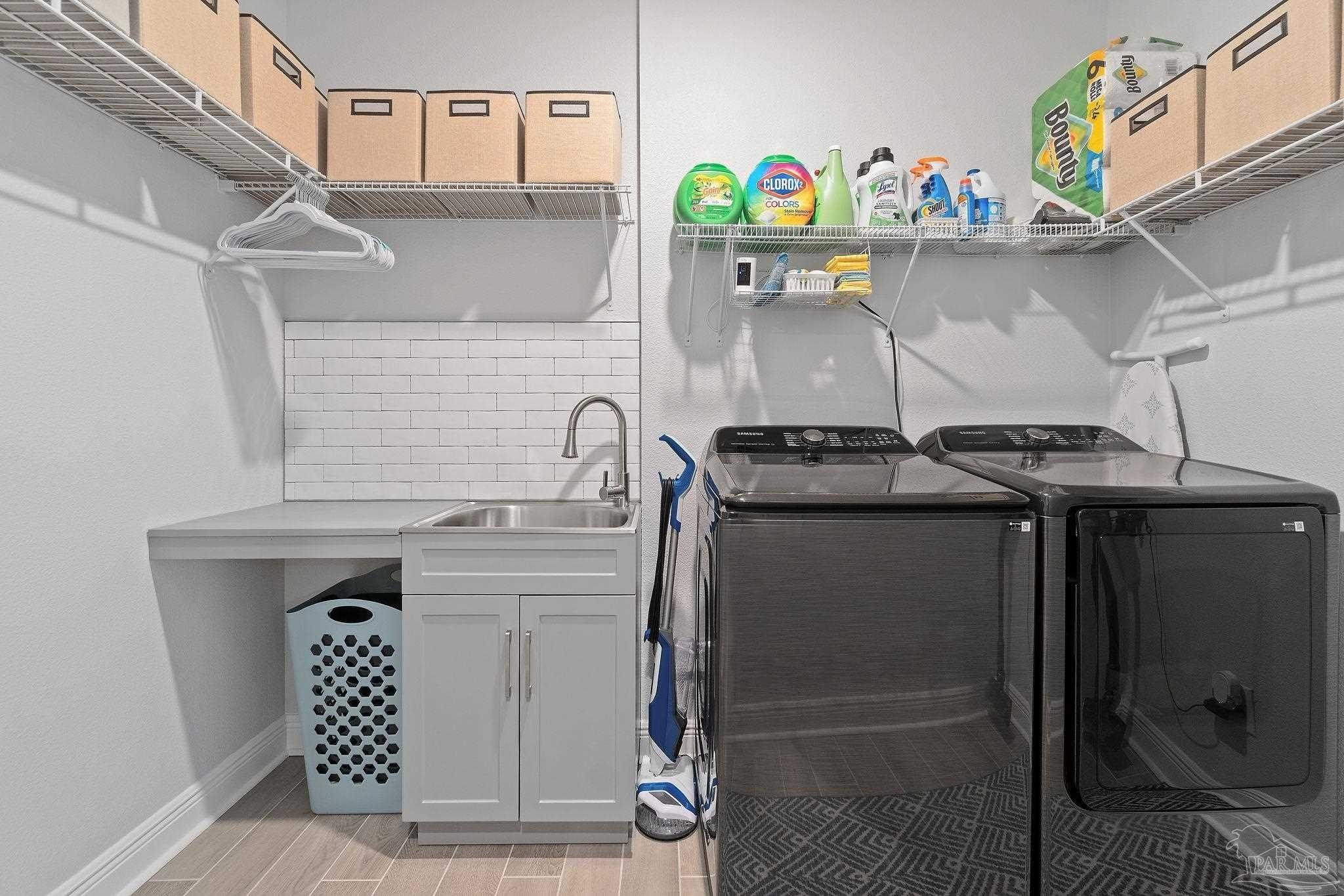 3990 Song Bird Way. Milton, FL 32583