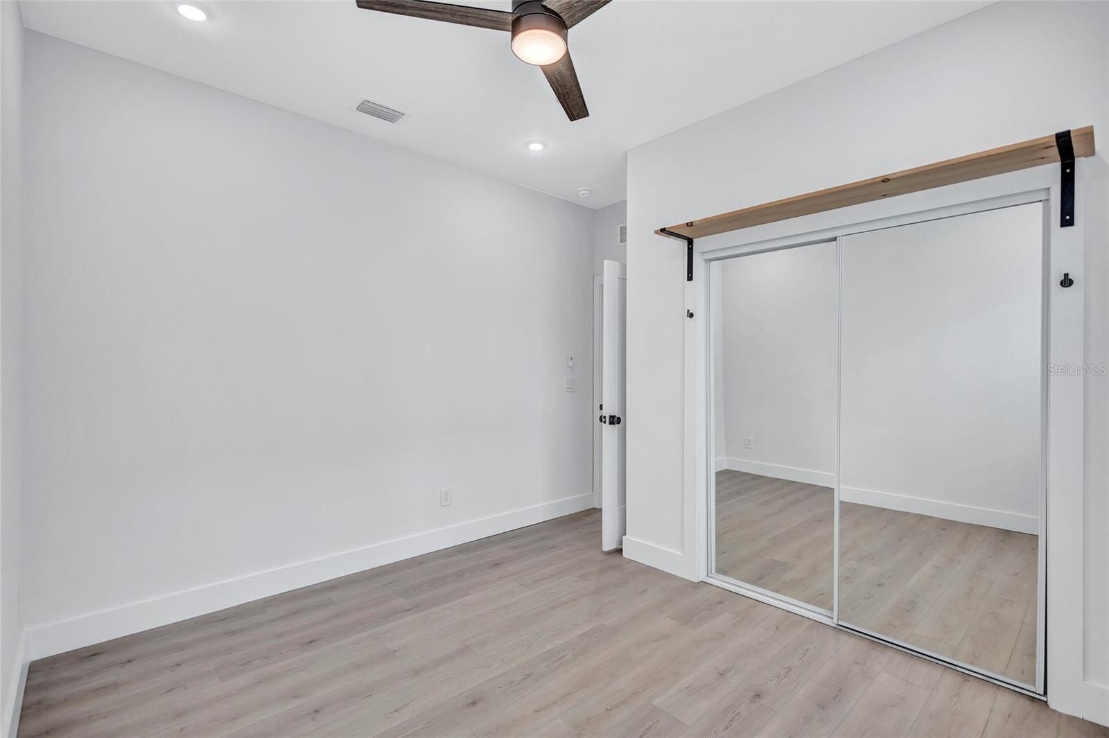 2720 27Th Avenue N. St Petersburg, FL 33713