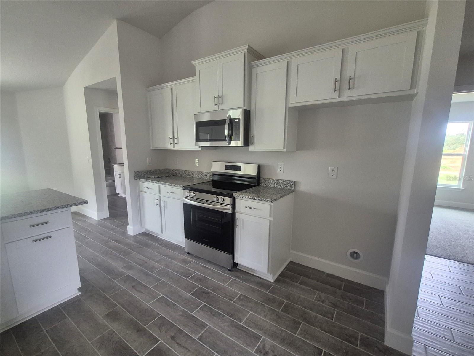 36951 Hidden View. Dade City, FL 33523