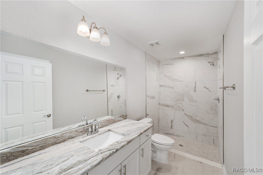 532 W Homeway Loop. Citrus Springs, FL 34434