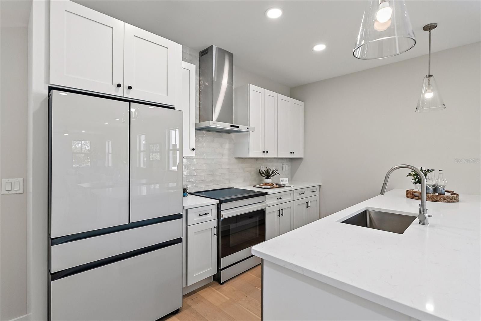 435 11Th Avenue S. St Petersburg, FL 33701