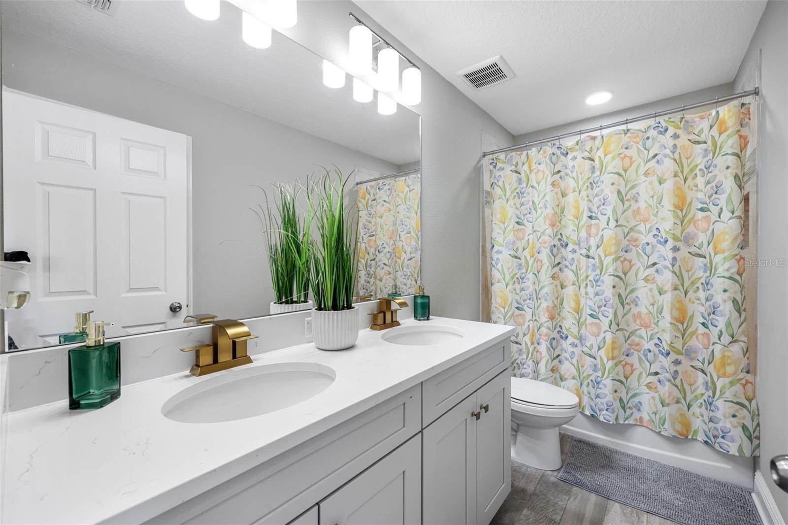 38144 Cobble Creek Boulevard. Zephyrhills, FL 33540