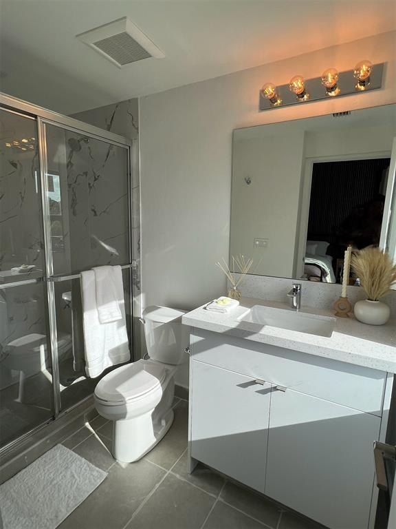 2526 Pierce Street. Hollywood, FL 33020