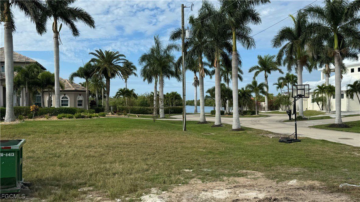 2824 Sw 42Nd Lane. Cape Coral, FL 33914