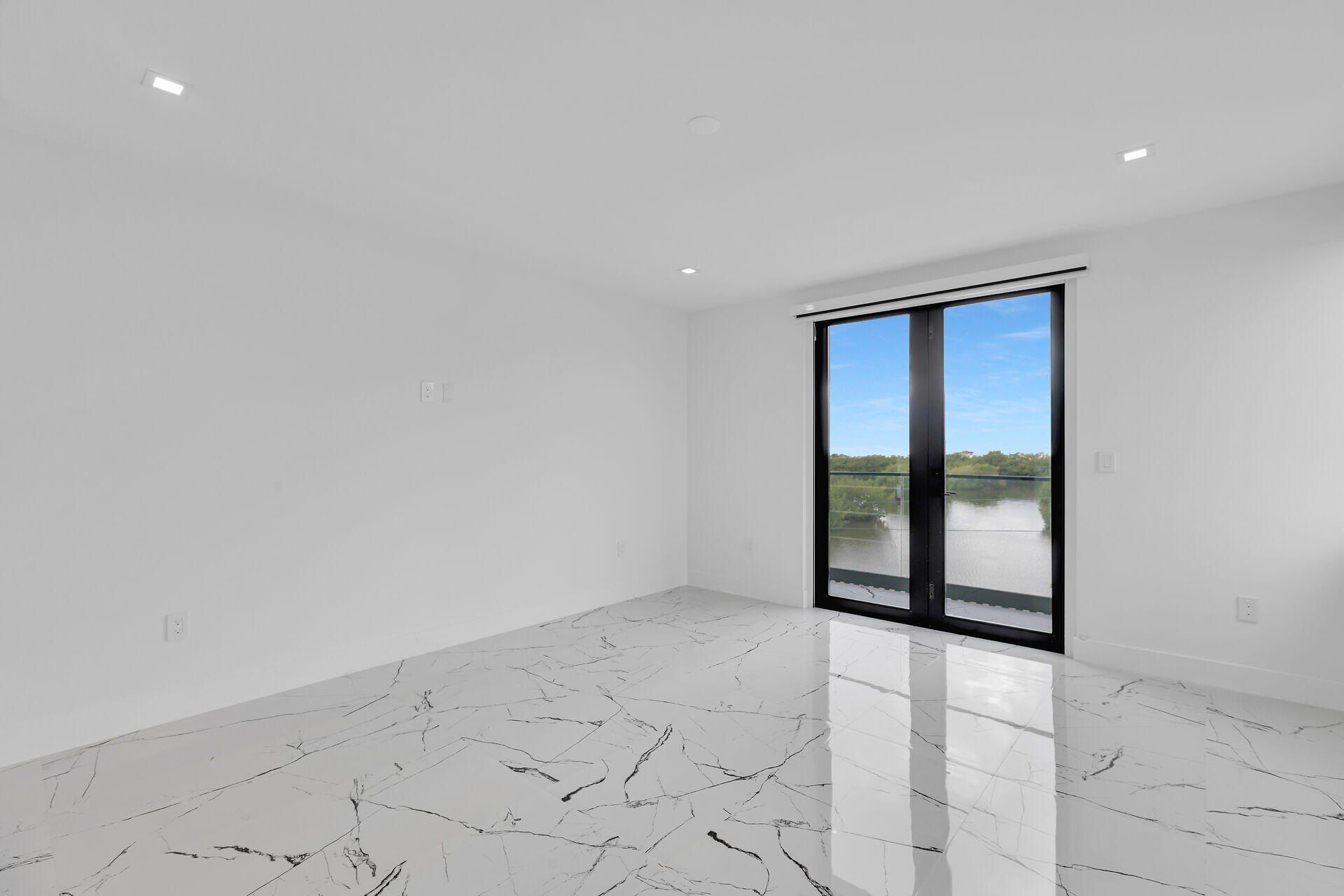 141 Grassy Road. Key Largo, FL 33037