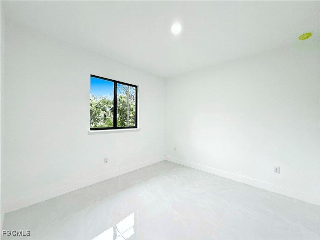 1402 Columbus Avenue. Lehigh Acres, FL 33972