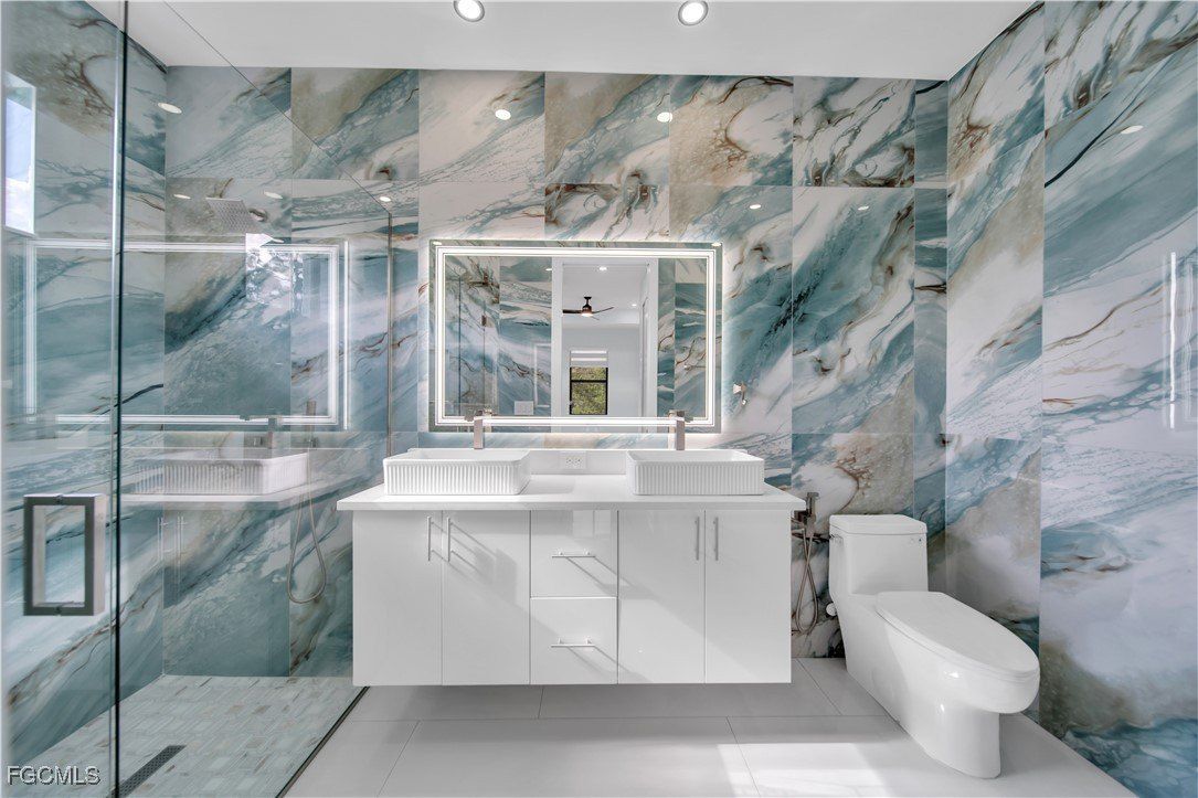 204 E 10Th Street. Lehigh Acres, FL 33972