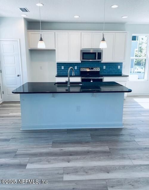 2921 Fleur Lane. Jacksonville, FL 32210