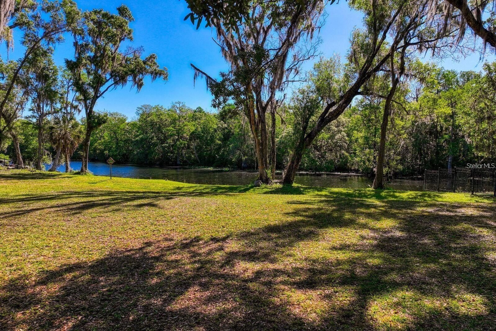 7810 Terrace Oaks Court. Temple Terrace, FL 33617