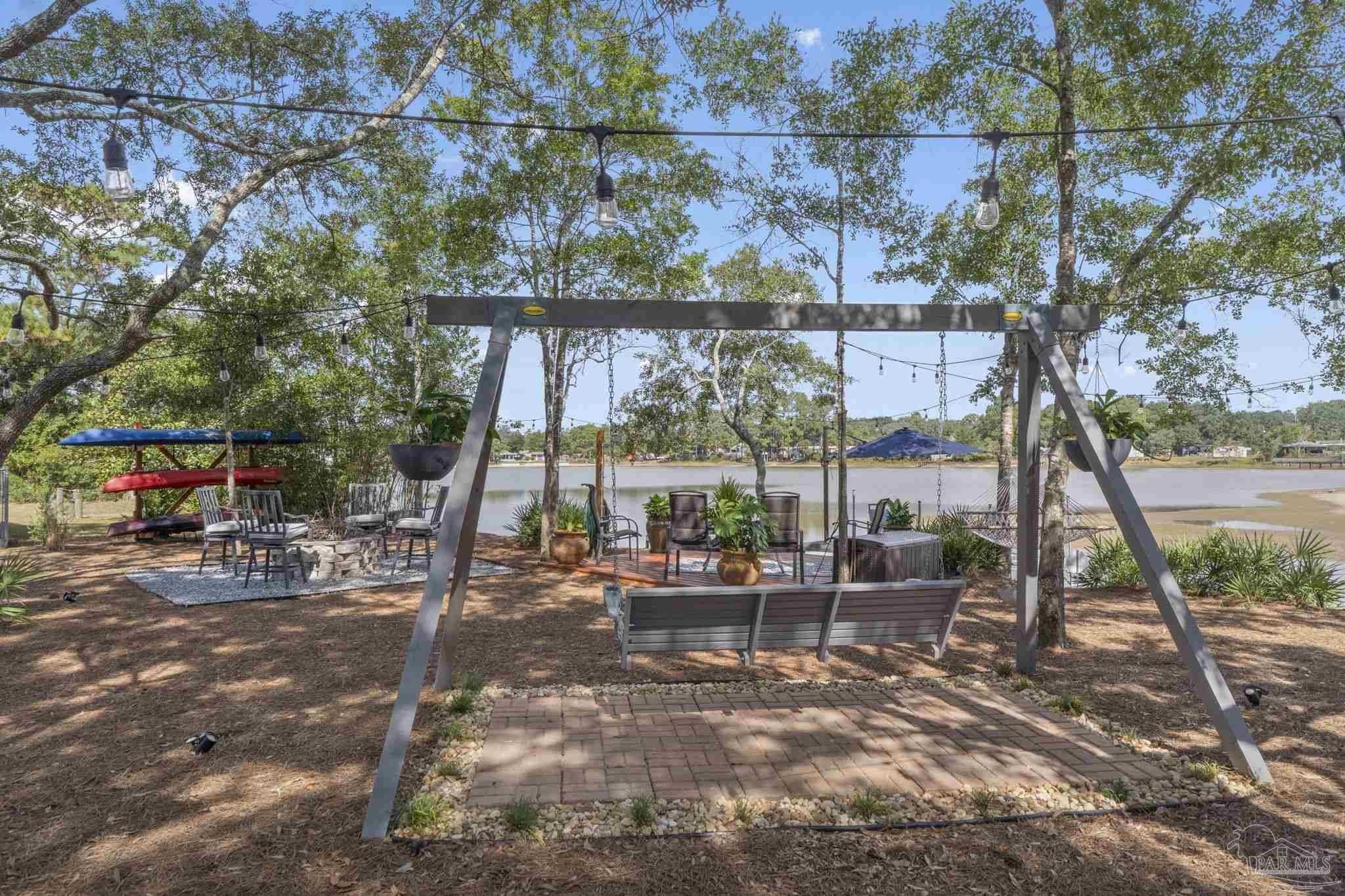 7984 Twin Lake Dr. Milton, FL 32583